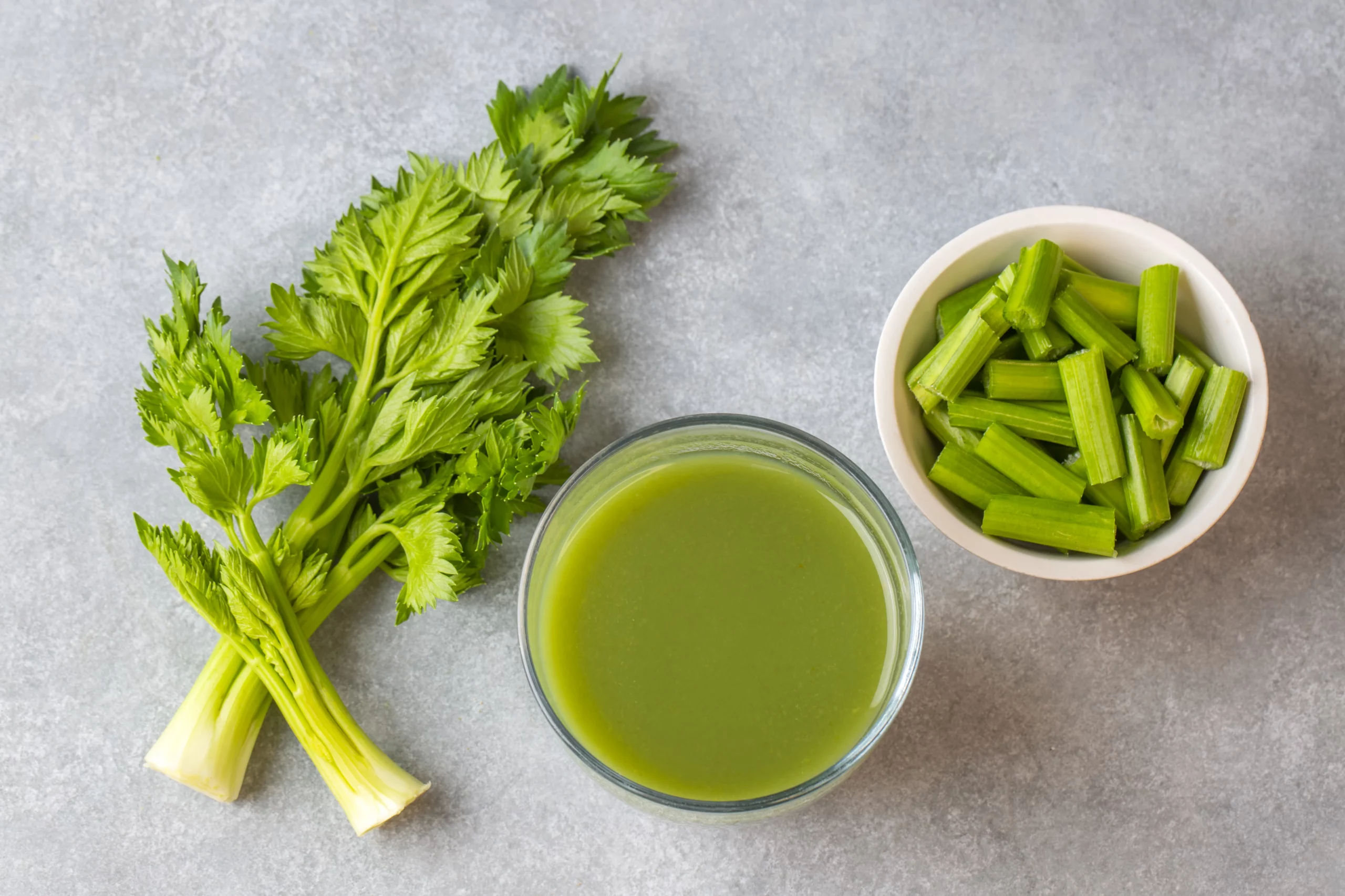 Un verre de jus de céleri Céleri – Image 3